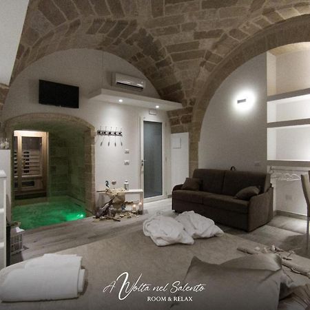 Avvolta Nel Salento - Room & Relax 토르치아롤로 외부 사진