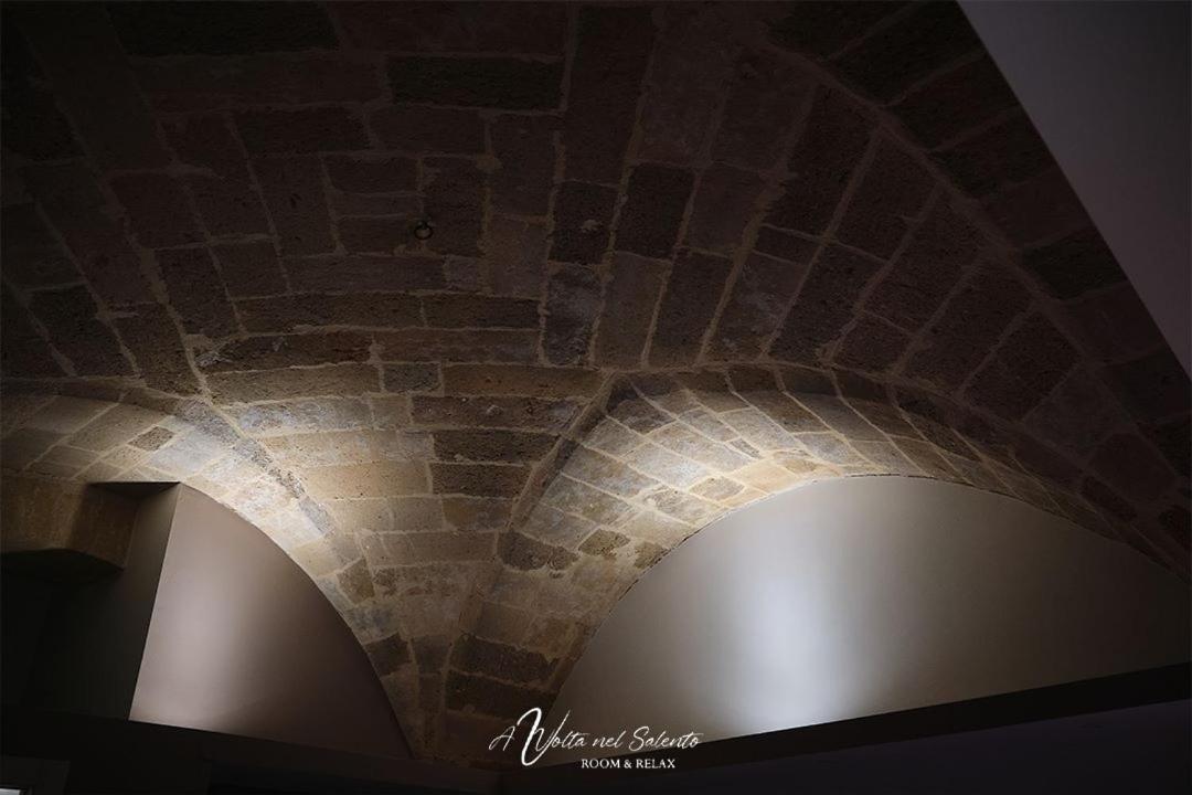 Avvolta Nel Salento - Room & Relax 토르치아롤로 외부 사진