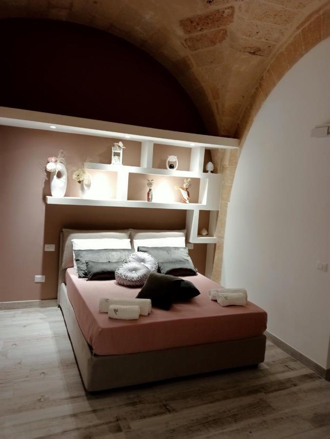 Avvolta Nel Salento - Room & Relax 토르치아롤로 외부 사진