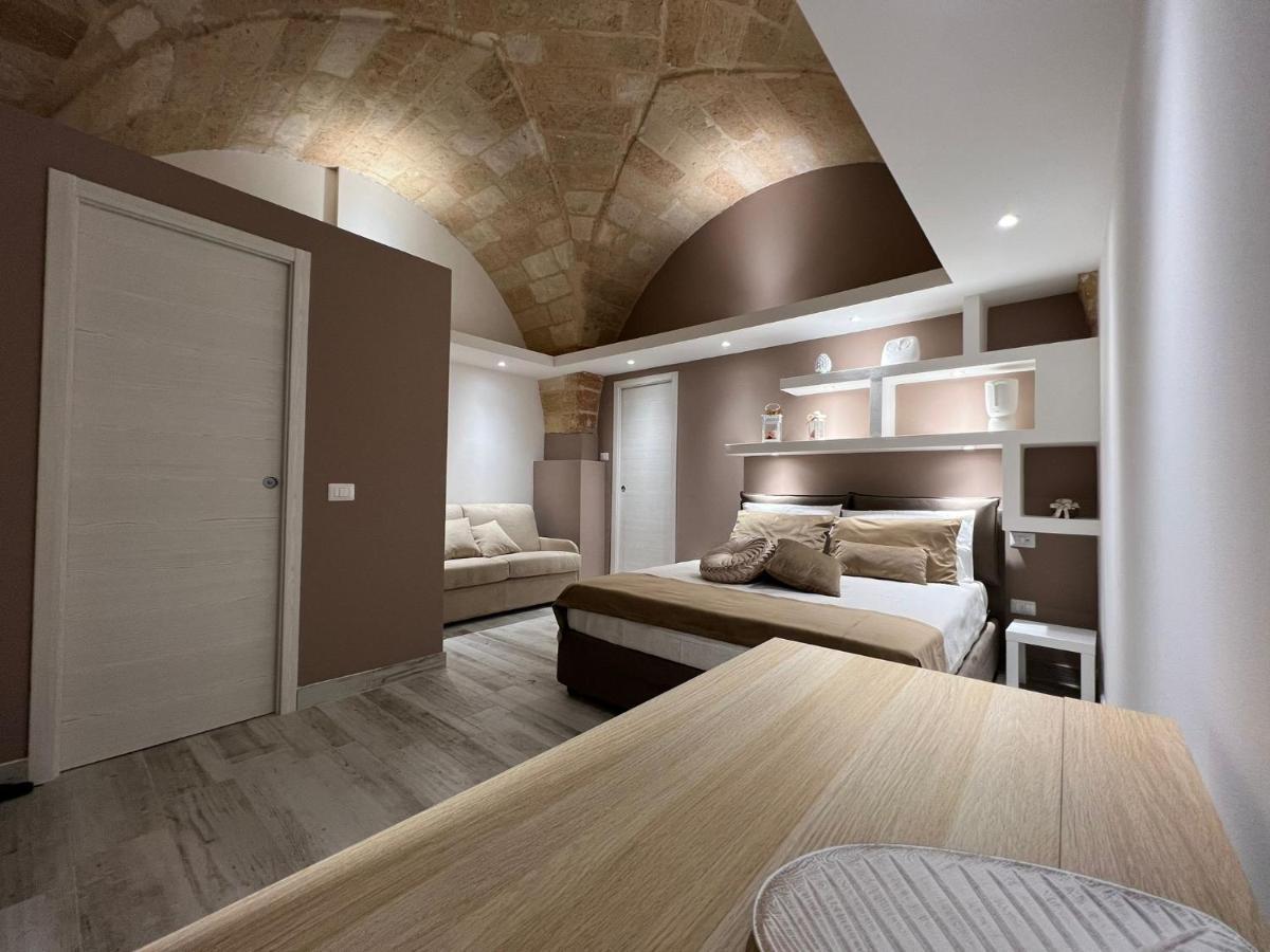 Avvolta Nel Salento - Room & Relax 토르치아롤로 외부 사진