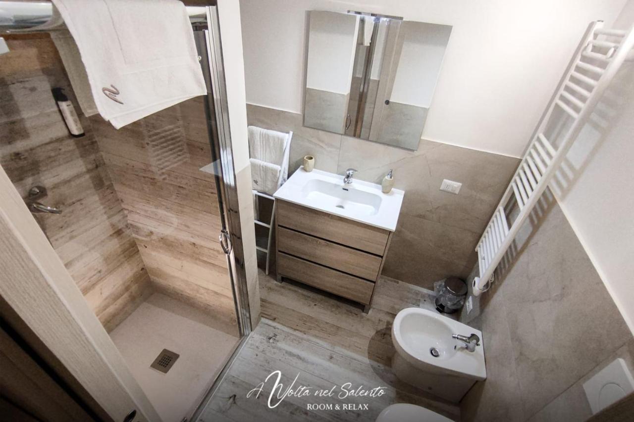 Avvolta Nel Salento - Room & Relax 토르치아롤로 외부 사진
